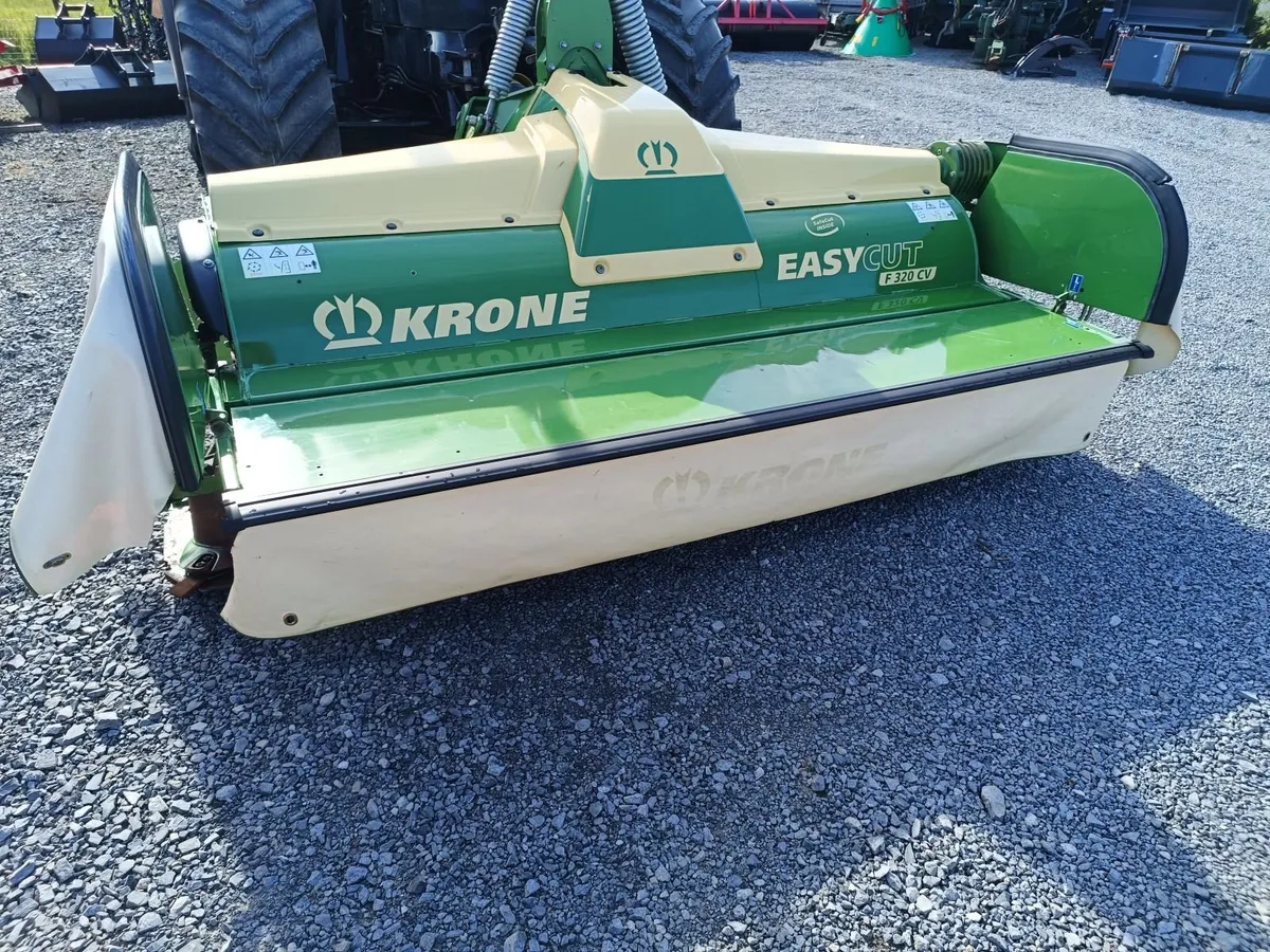 Krone 320 F320CV (Excellent condition) - Image 2