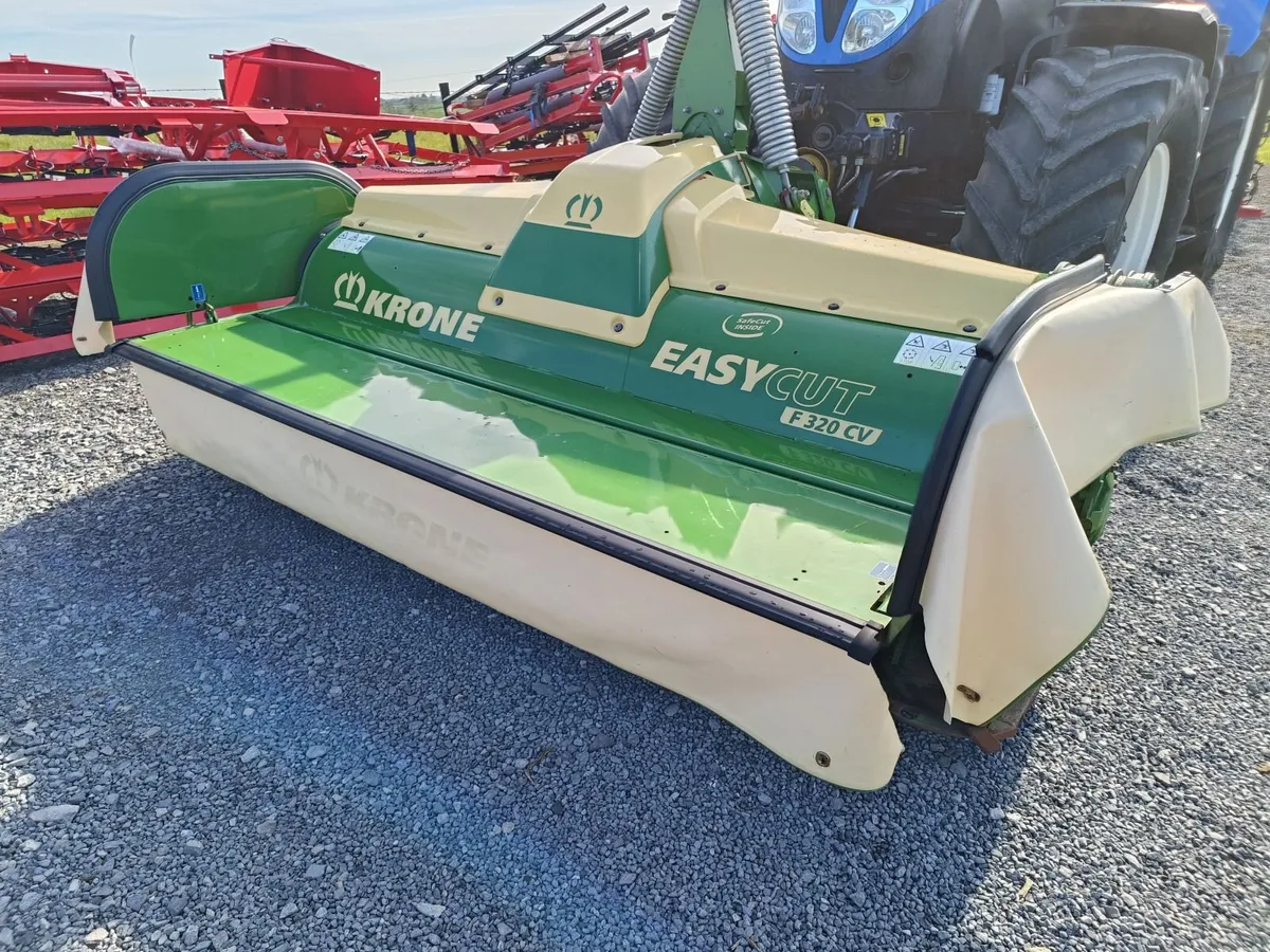 Krone 320 F320CV (Excellent condition) - Image 1