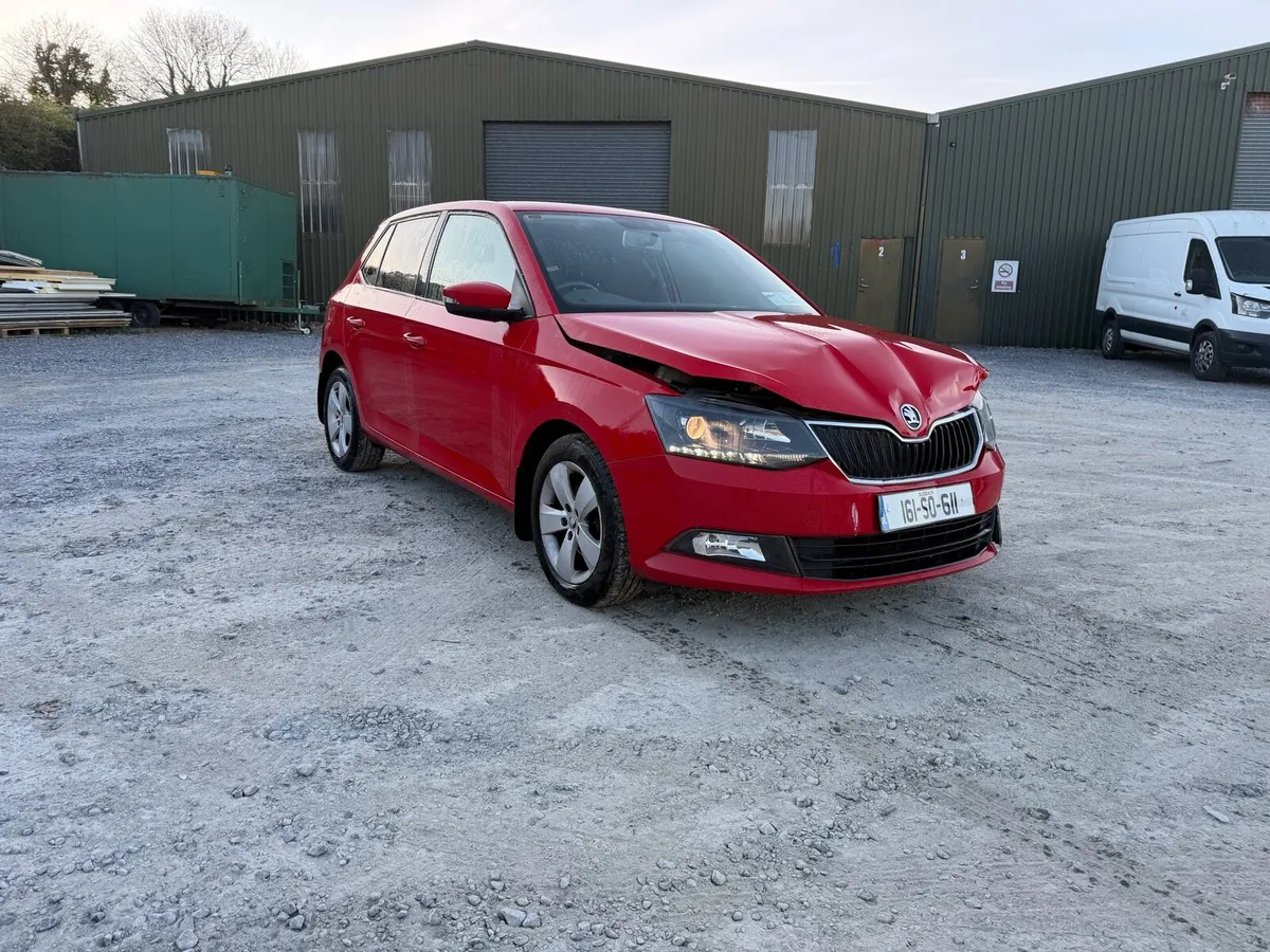2016 Skoda Fabi 1.2 petrol - Image 2