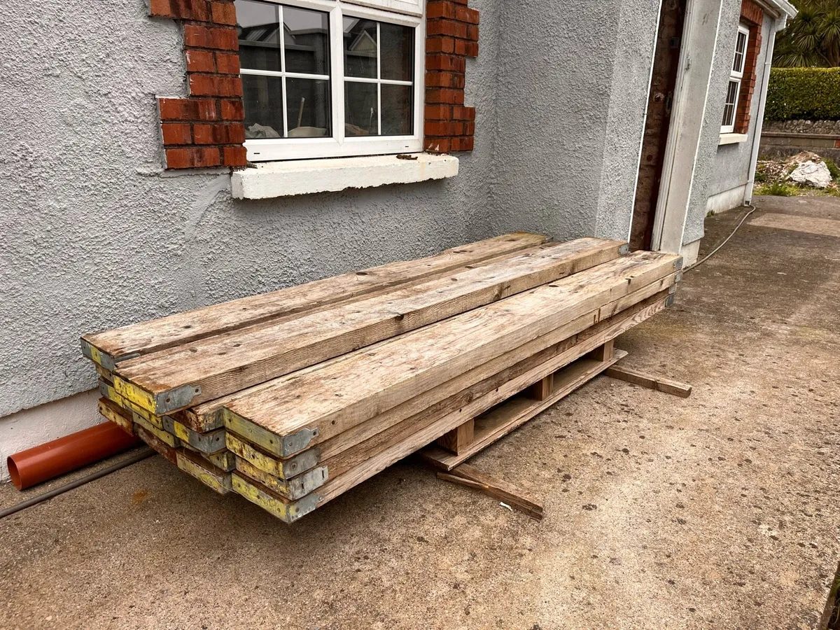 Scaffolding set - Planks, Verticals & Rails - Image 3