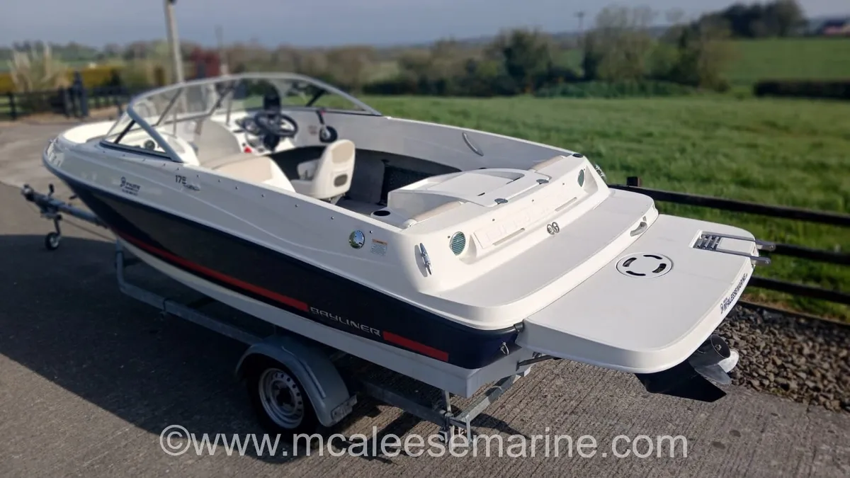 2016 Bayliner 175 bowrider - Image 2