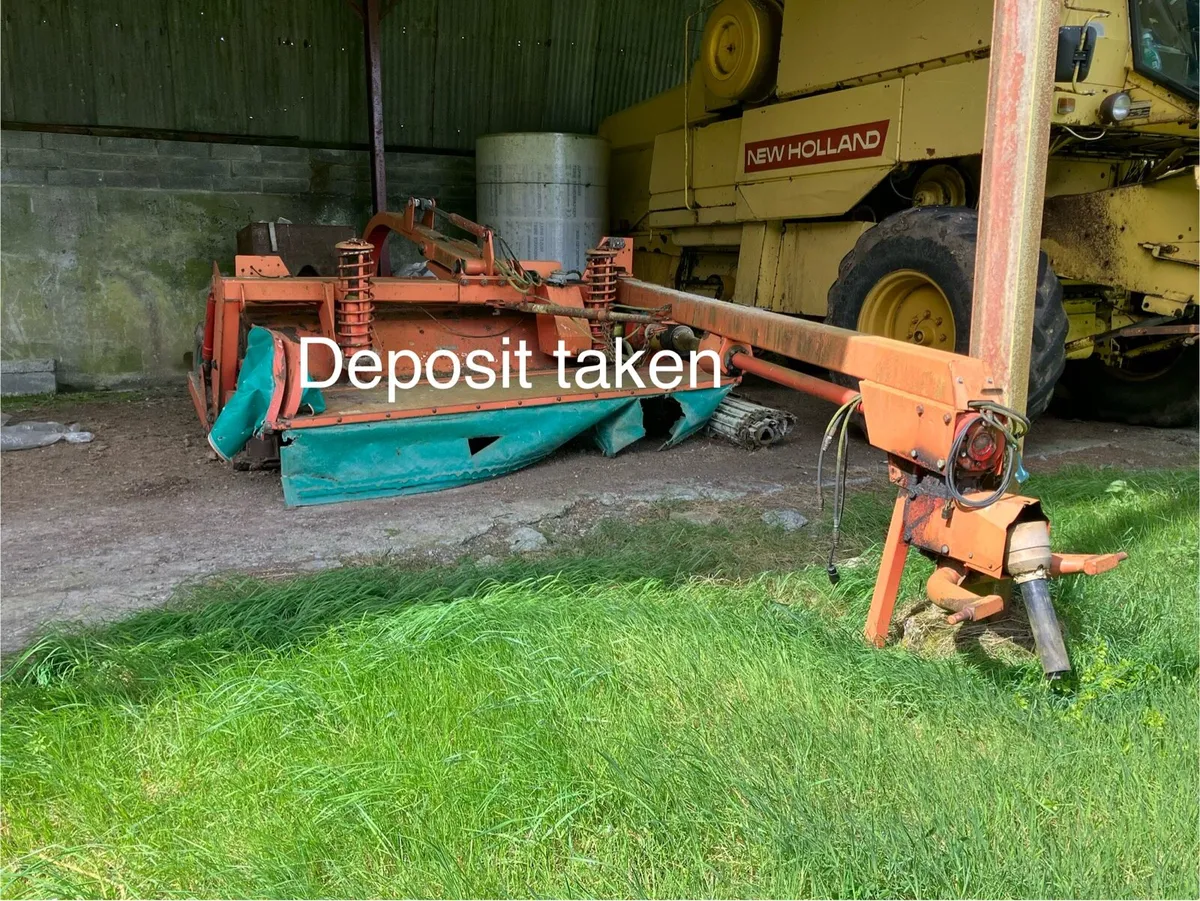 Taarup 4032 mower - Image 1