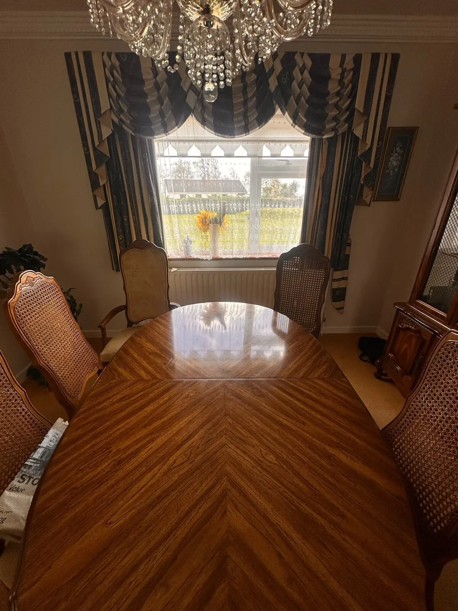 Solid Mahogany table and chairs - Image 1