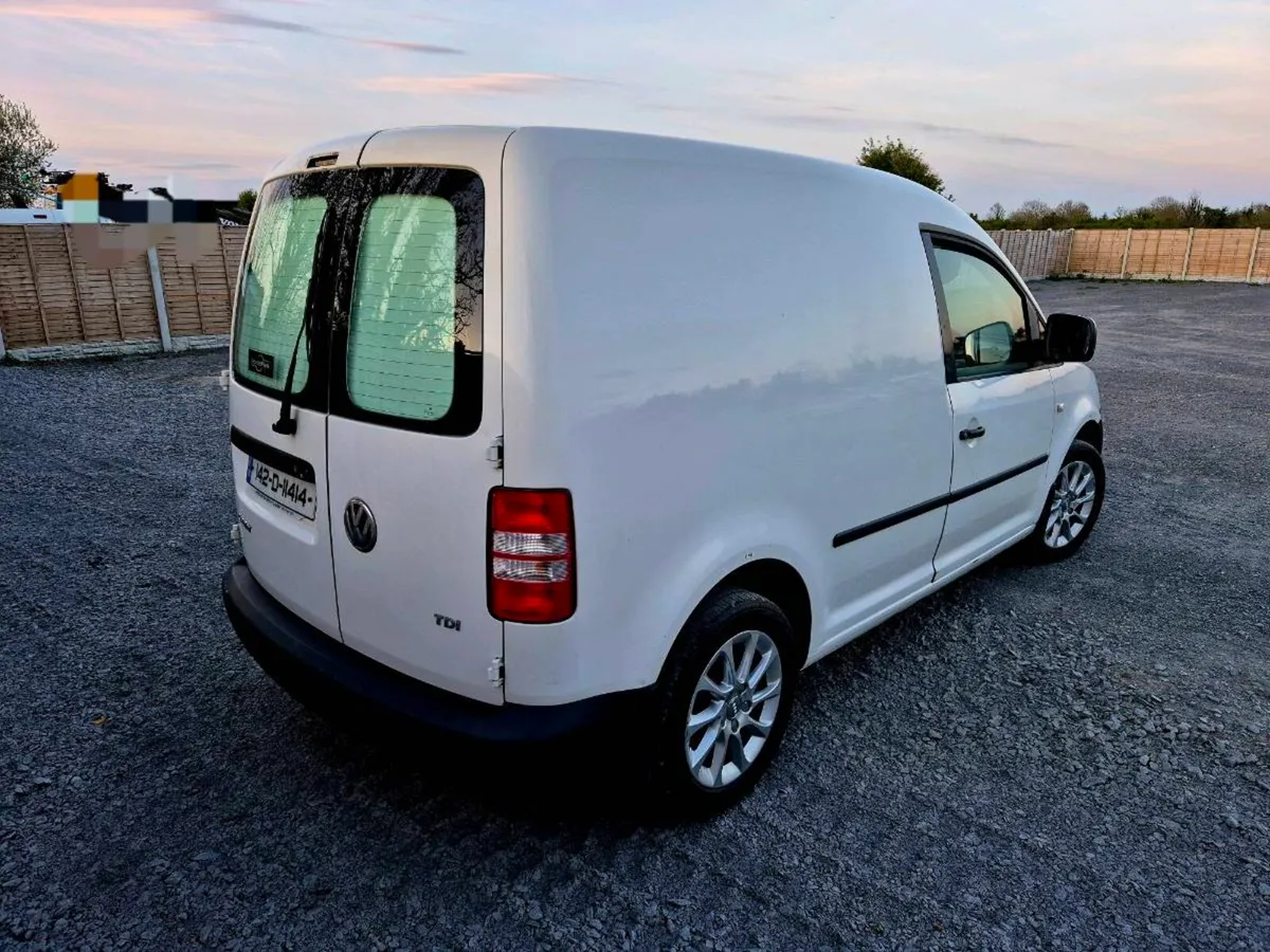 2014 VW CADDY - Image 4