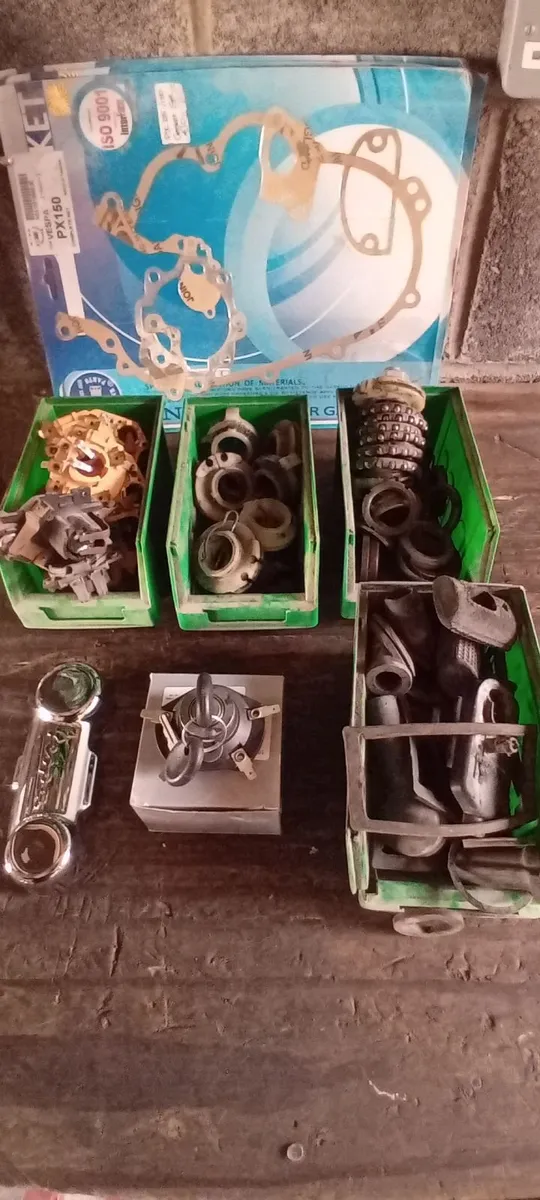 Vespa   PX parts - Image 1