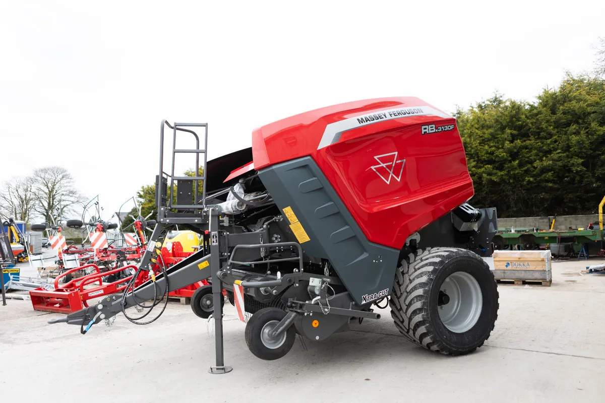 Massey Ferguson RB3130F balers - Image 4