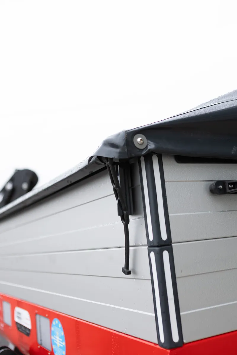 Kverneland Exacta Fertiliser spreaders - Image 3