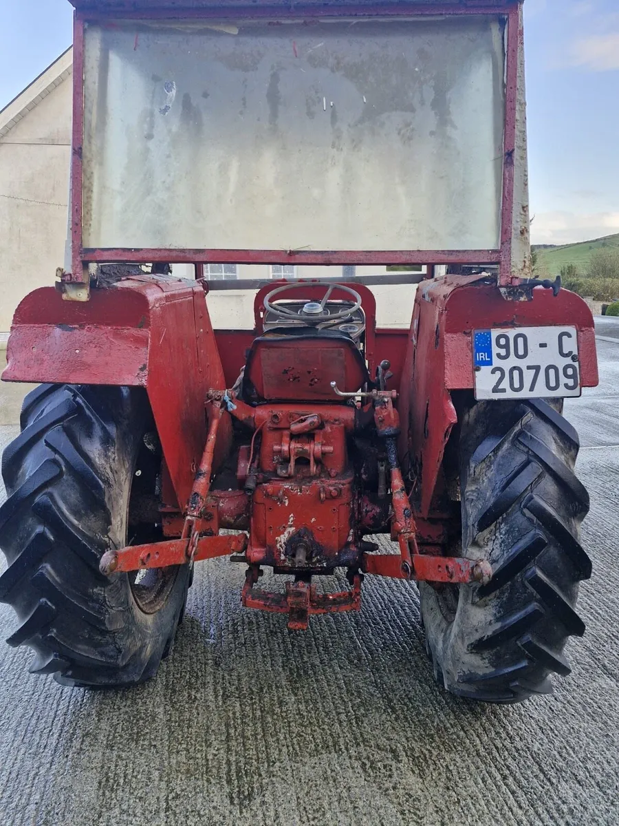 International 354 - Image 3