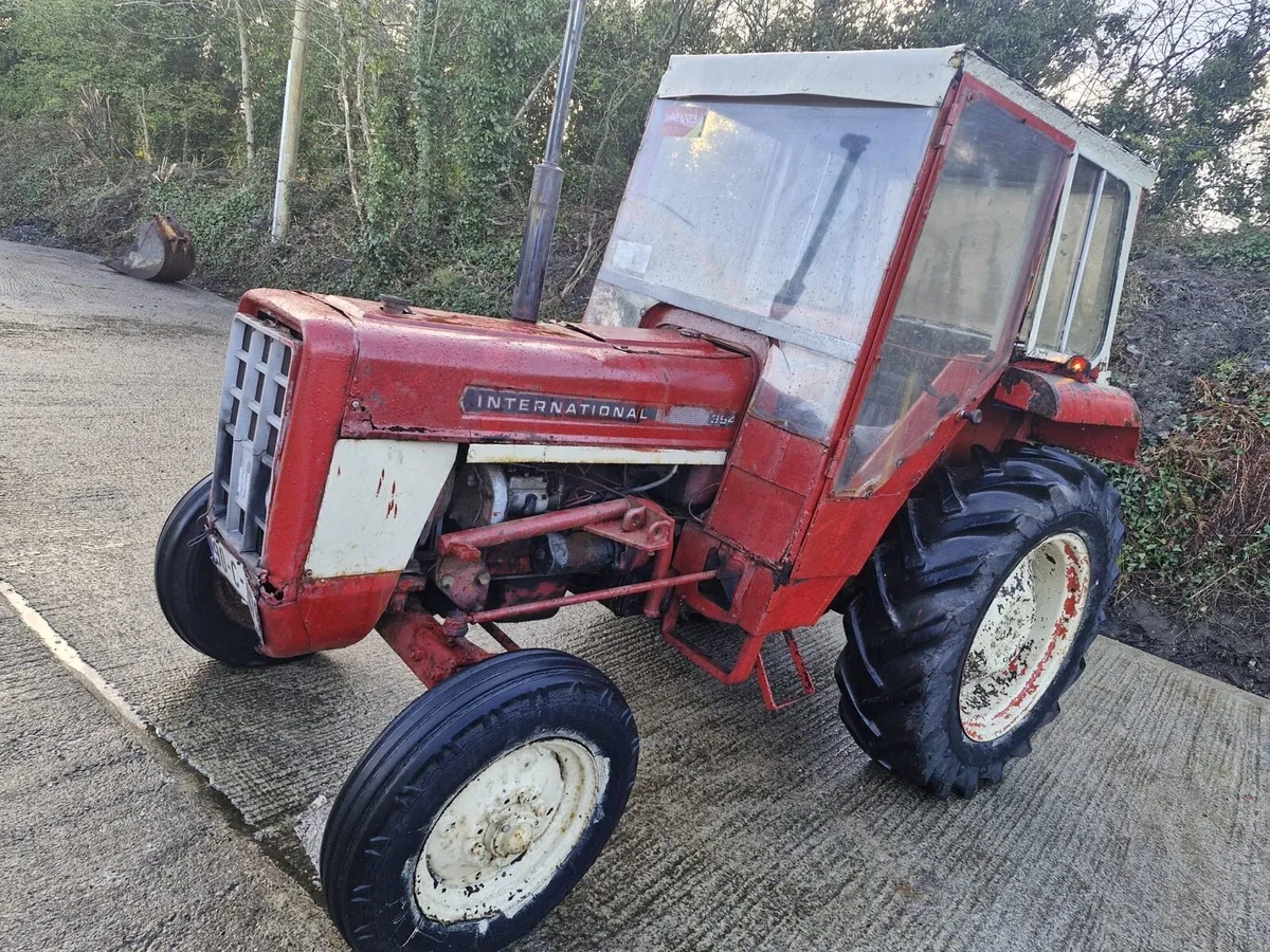 International 354 - Image 4