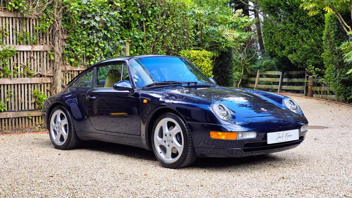 1996 Porsche 993 Manual only 29,900 miles - Image 2
