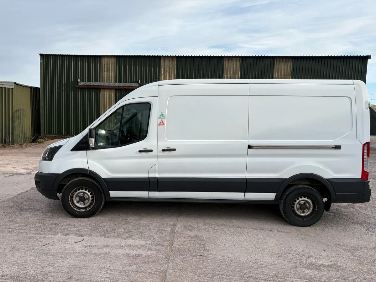 Ford Transit 2017 - Image 1