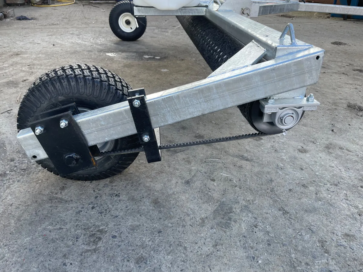 New McConnell 8FT Weedlicker - Image 4