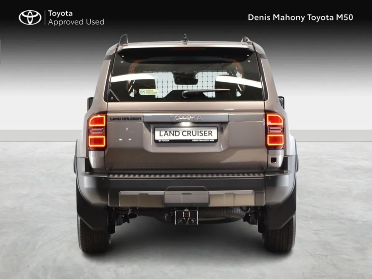 Toyota Land Cruiser Commercial - Image 4