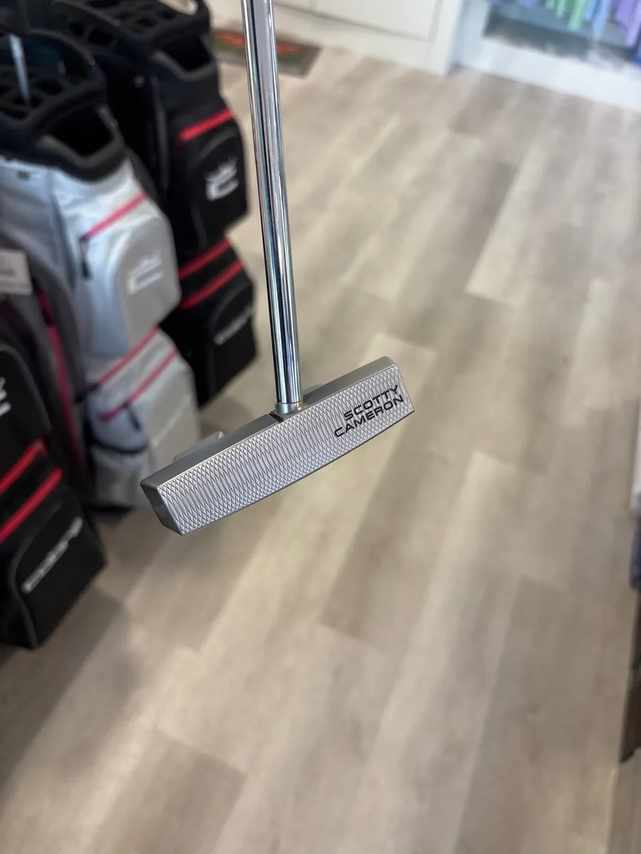 Scotty Cameron 5s Phantom 34” - Image 2