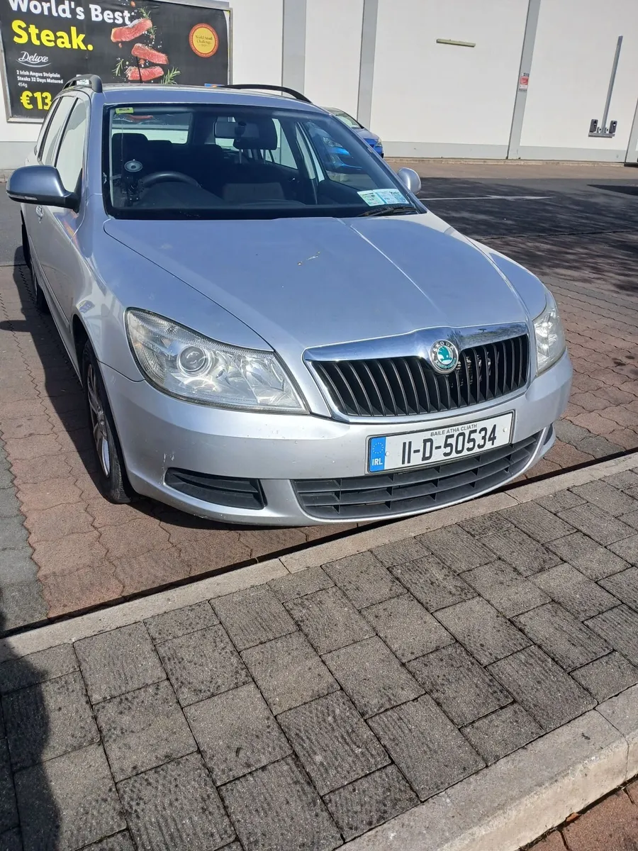 Skoda Octavia 2011 - Image 1