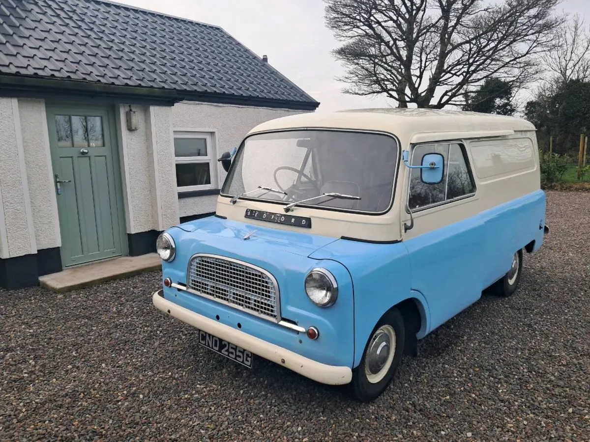 Bedford ca van - Image 4