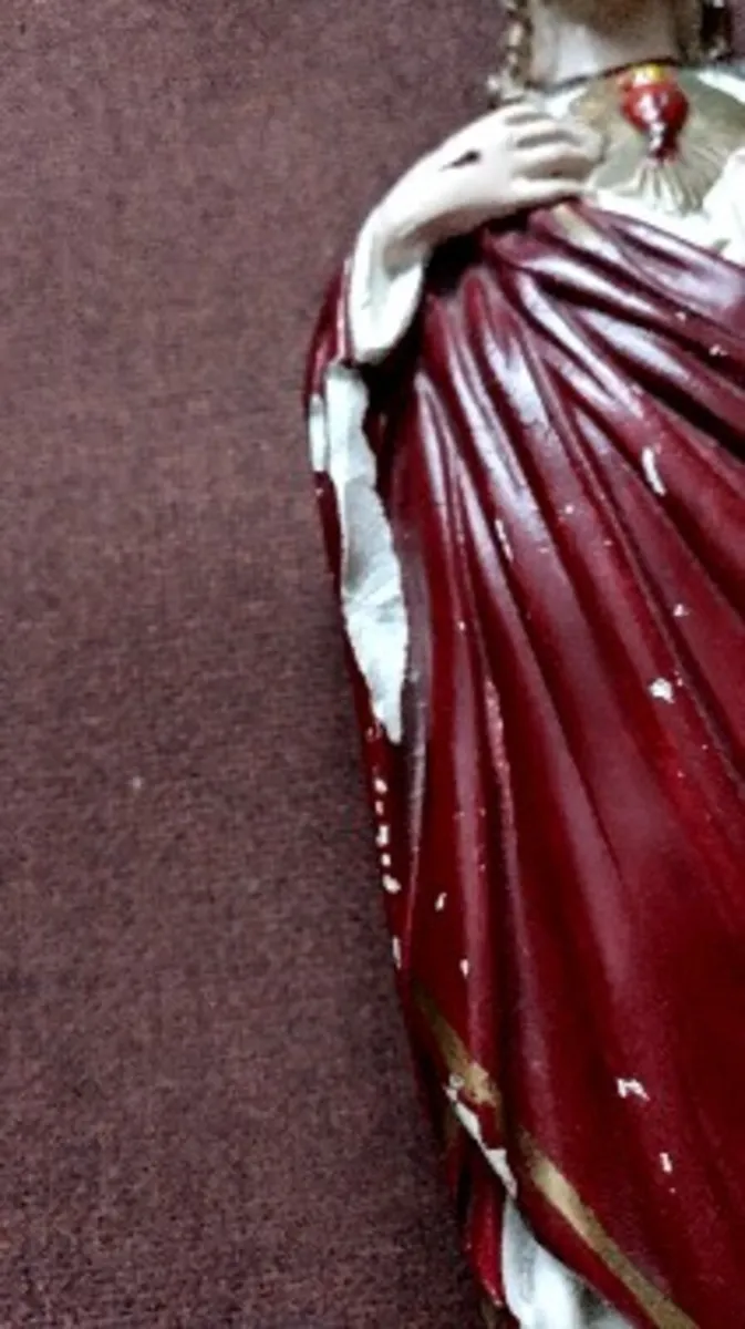 Vintage Sacred heart chalk statue - Image 2