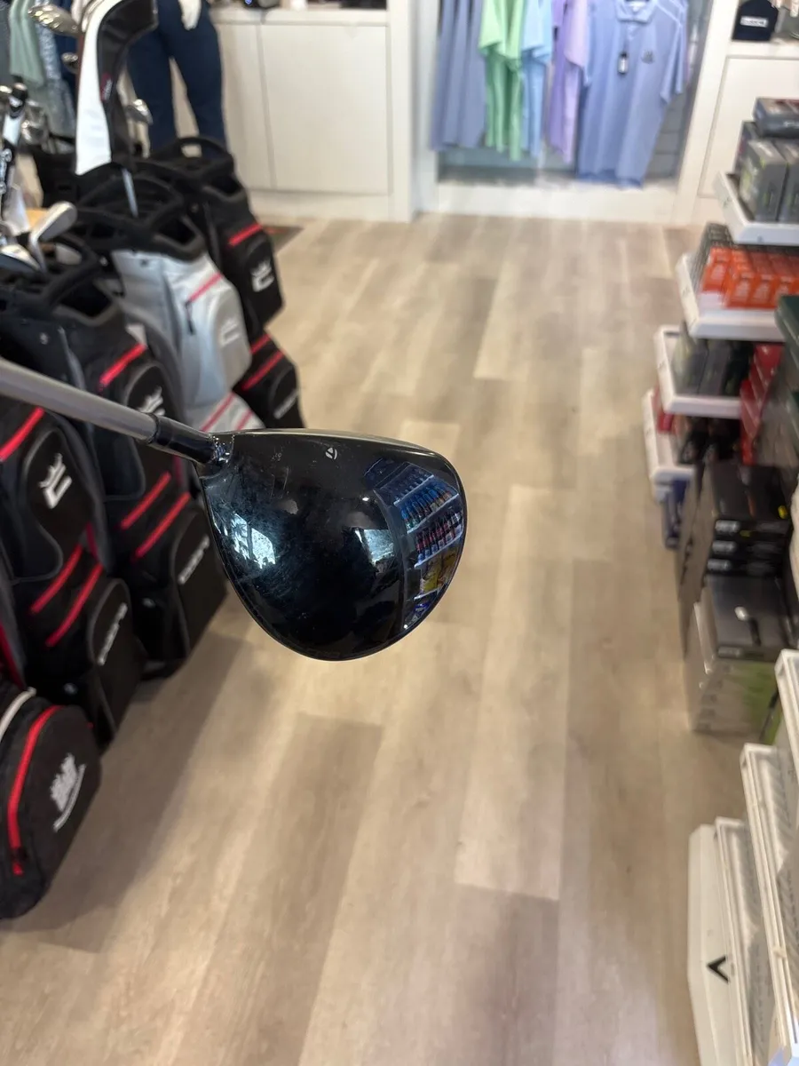 Taylor Made Qi10 Max (3 Wood Reg) - Image 3