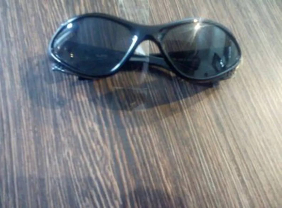 Children's Sun Glasses.