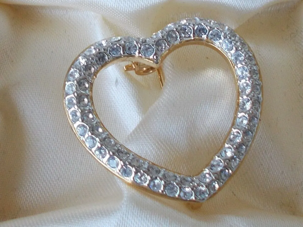 Gold Plated Heart Brooch + 1 - Image 3