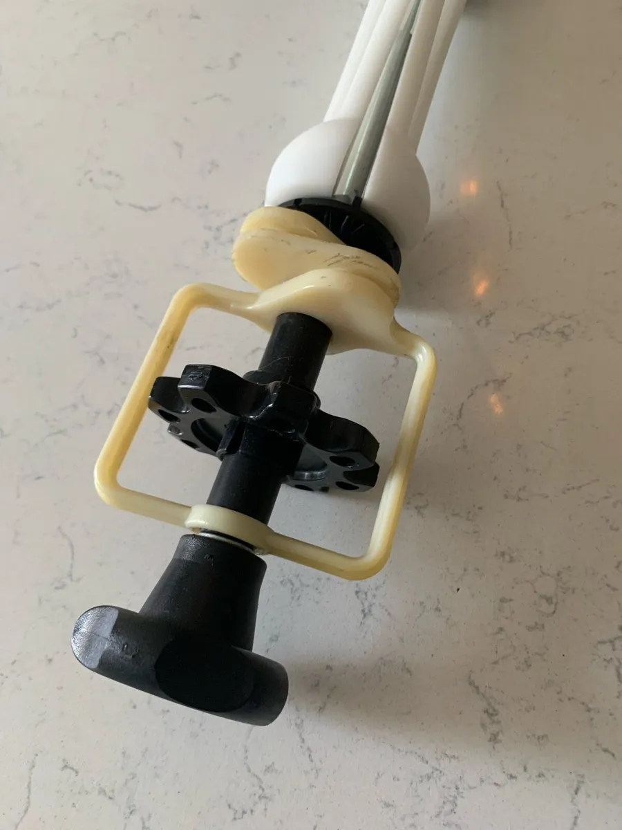 Studio Backdrop Expander / Paper Roll Holder - Image 1