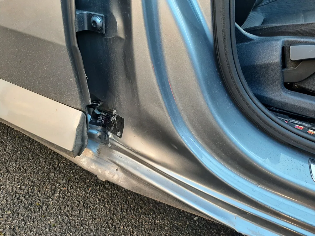 SKODA SUPERB  2019 AUTOMATIC DSG 2.0 TDI AMBITION - Image 3