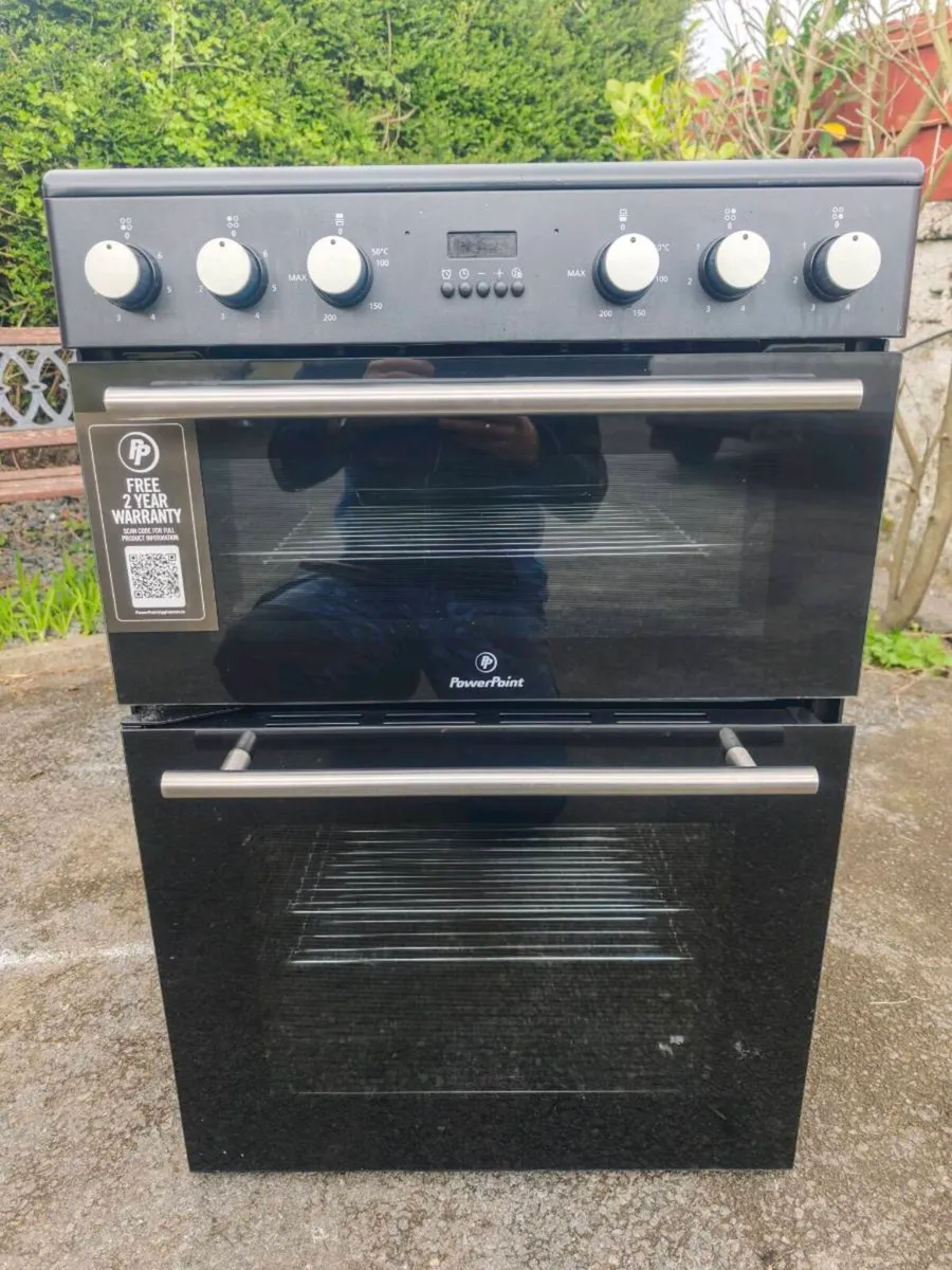 Freestanding cooker - Image 1