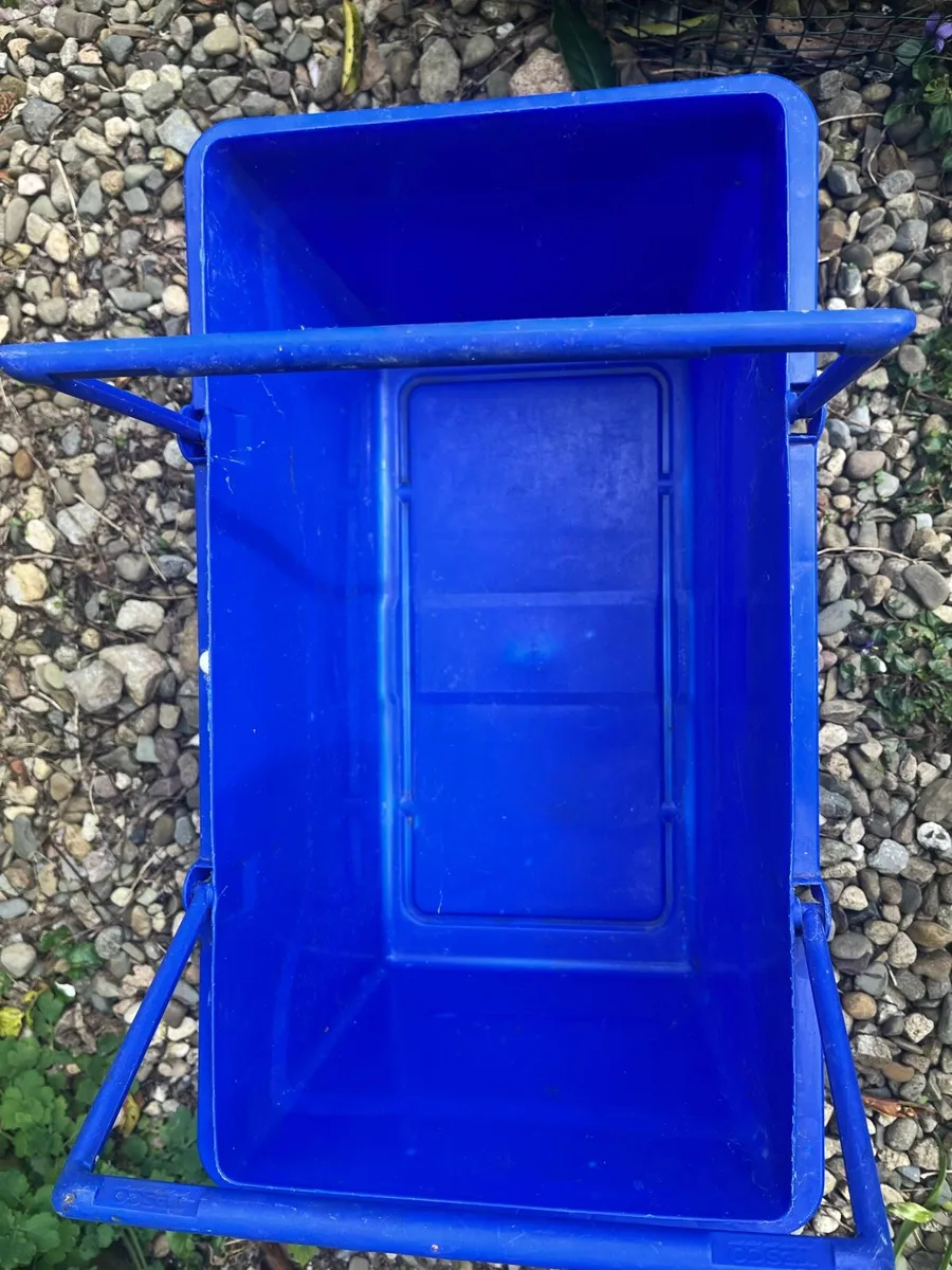 Still available - Image 3