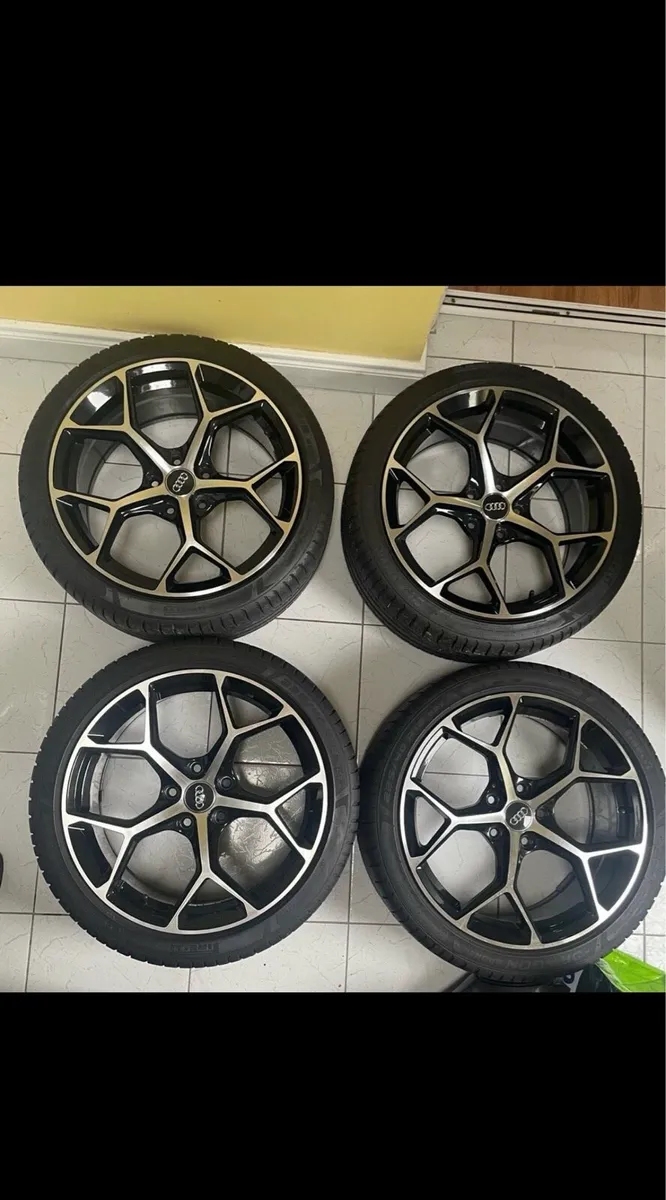 4x 225/40/18 - 5x112 wheels for sale - Image 1