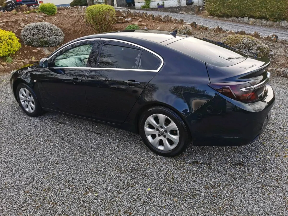 15 Opel Insignia - Image 2