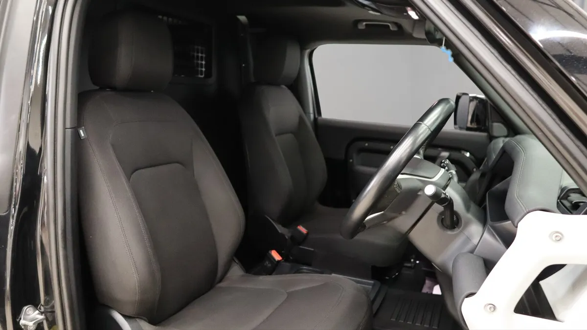 2023 Land Rover Defender Hard Top D250 - Image 2