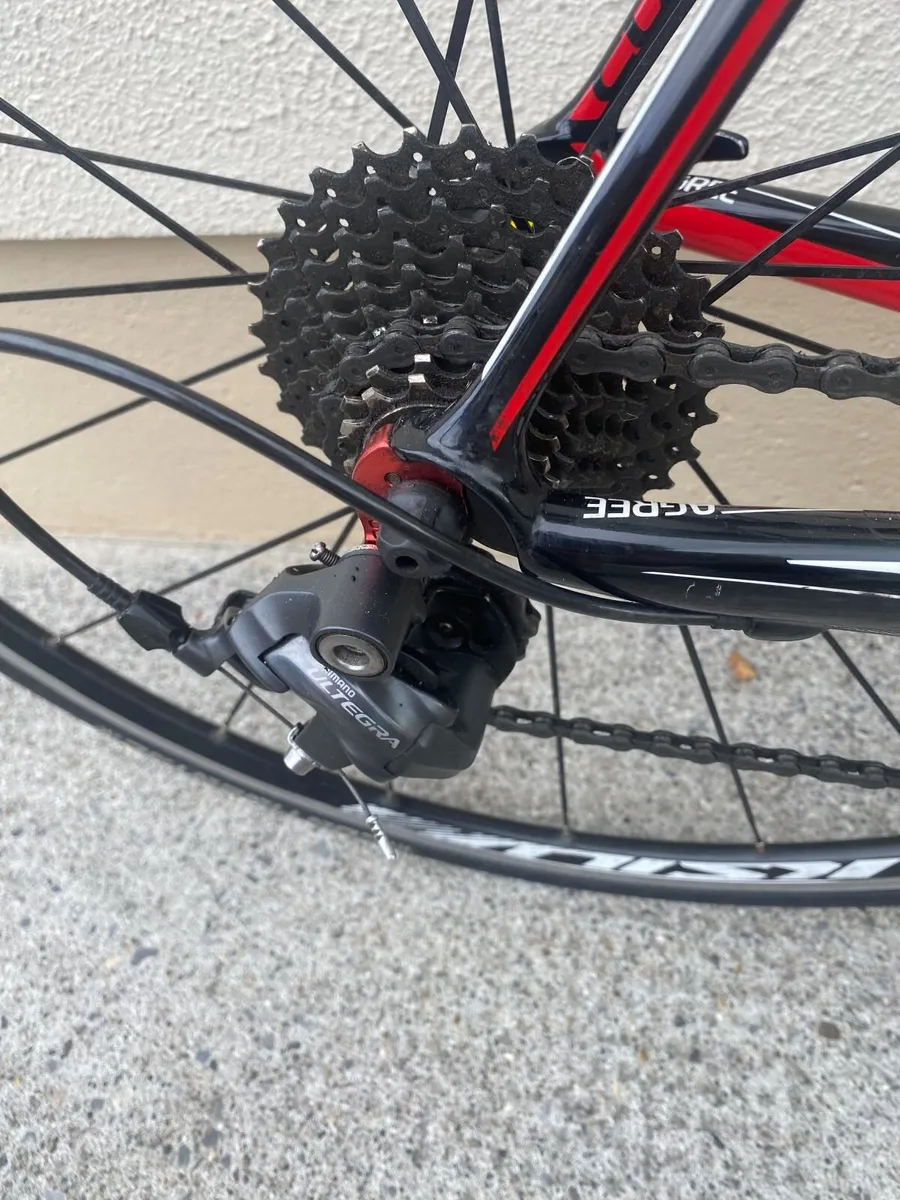 Cube Agree Carbon road bike - Image 3