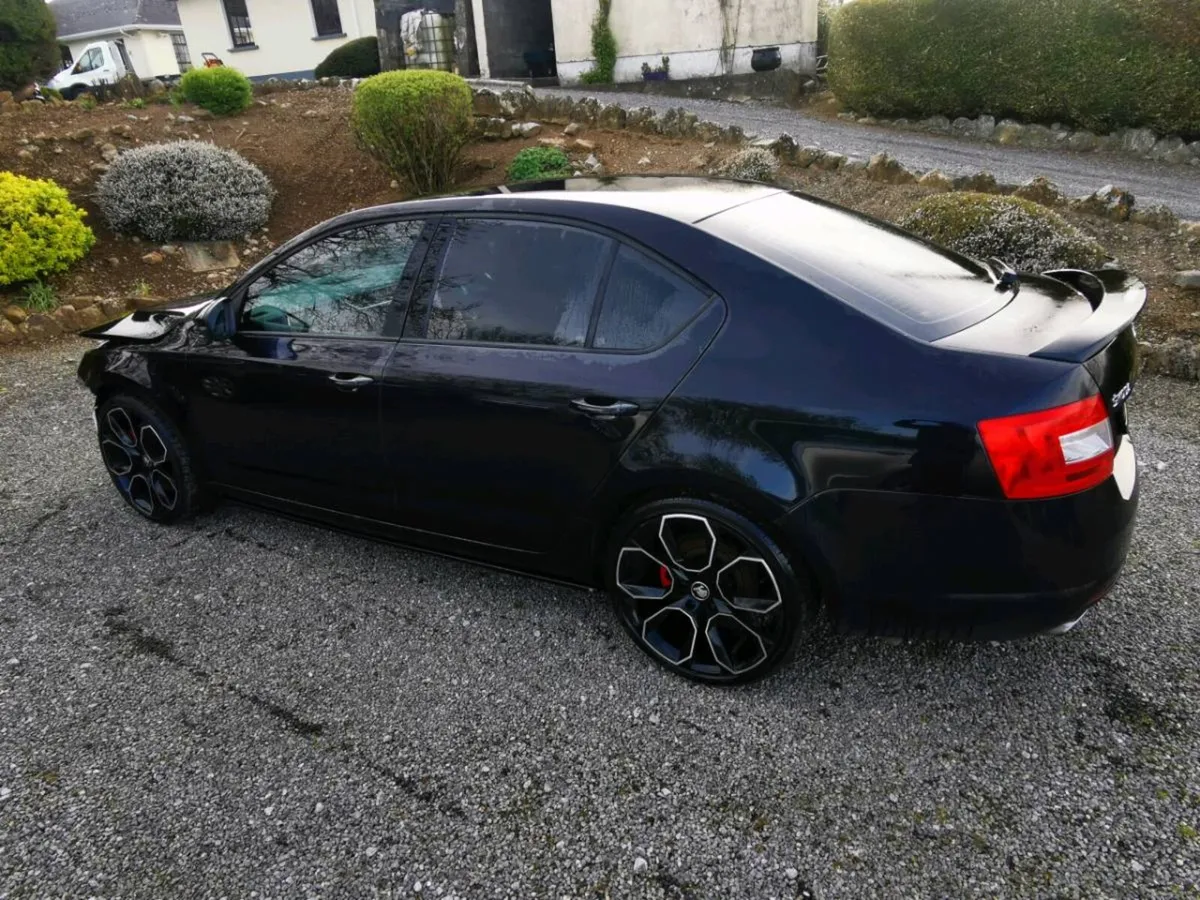 151 Skoda Octavia VRS - Image 3