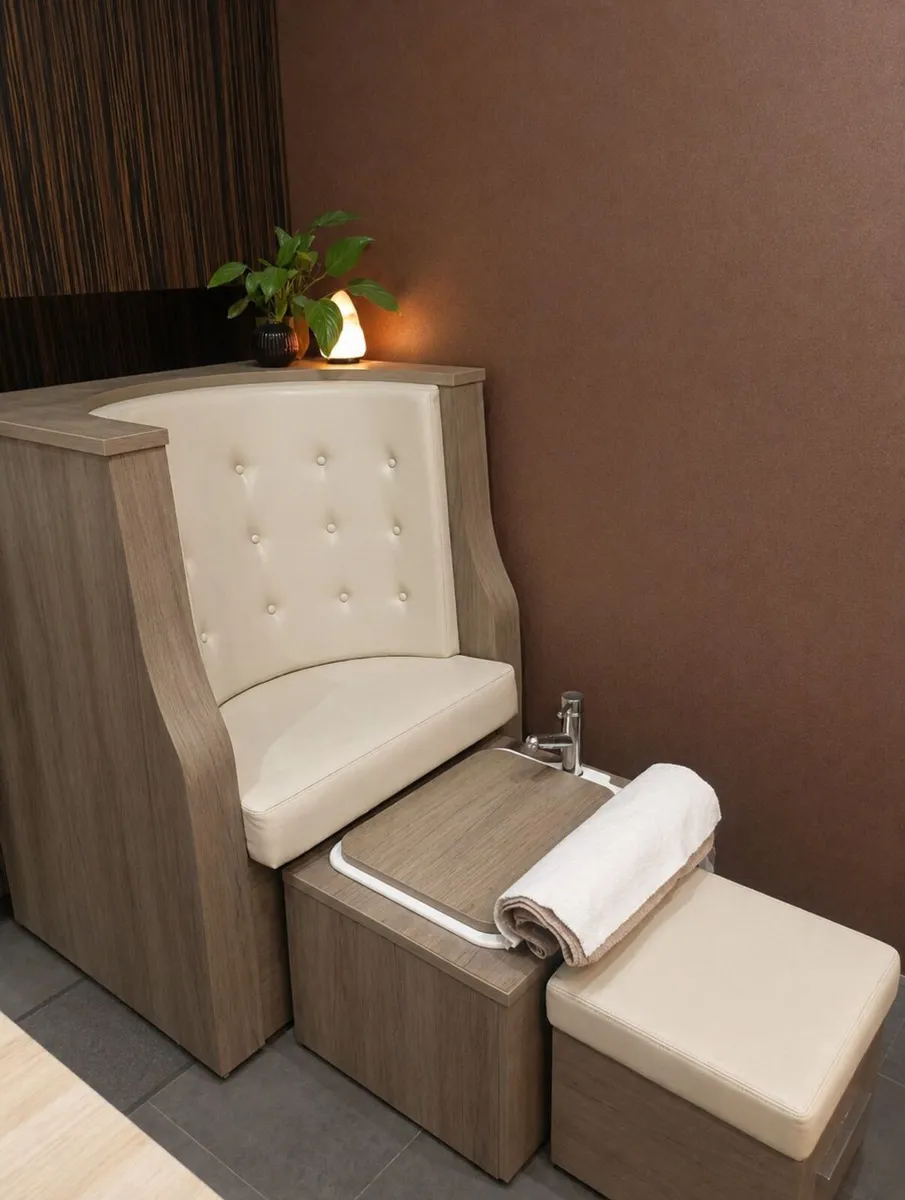 Spa pedicure chair