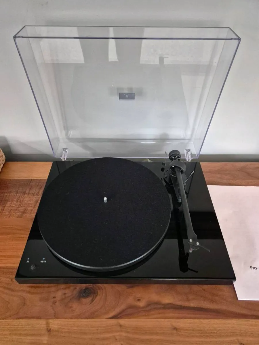 Project Debut Turntable - Image 3