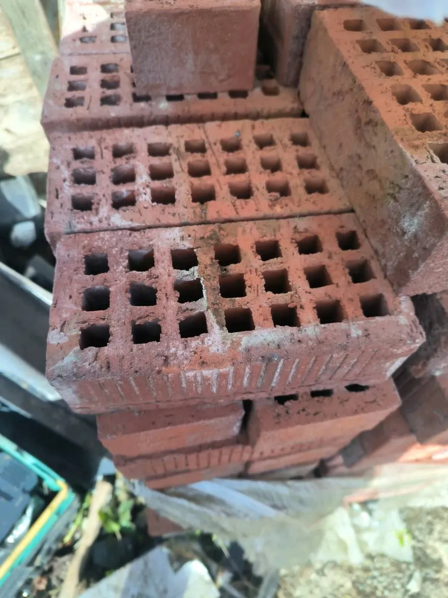 Clay bricks - Image 3