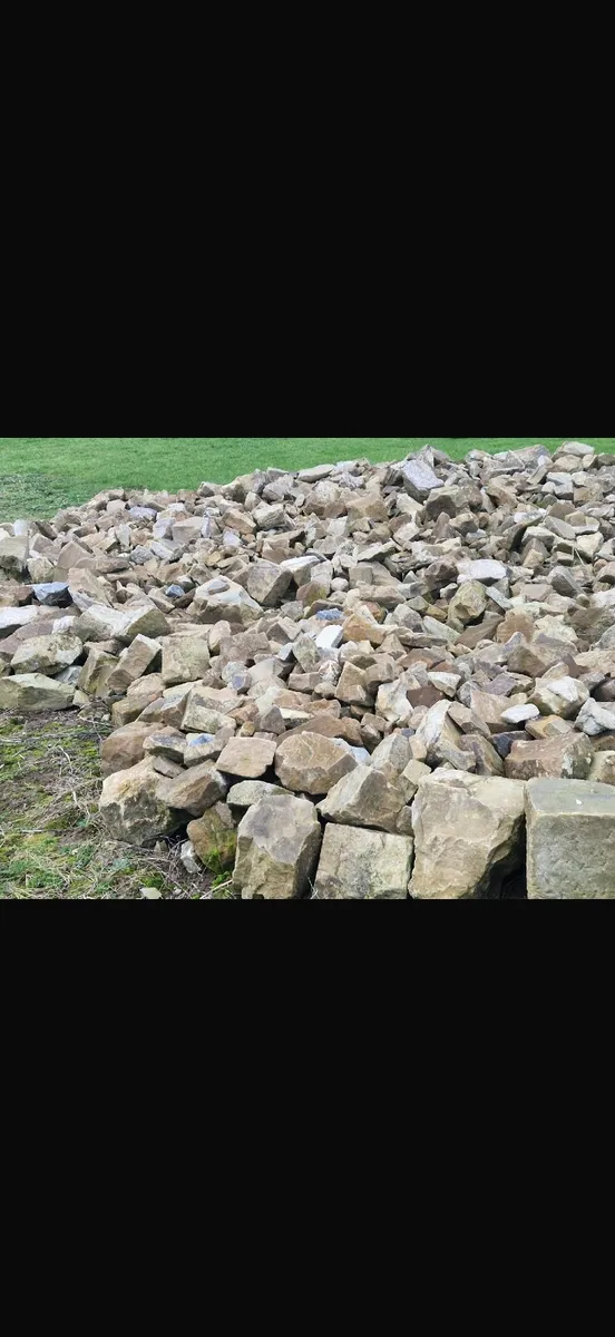 Sand stone - Image 1