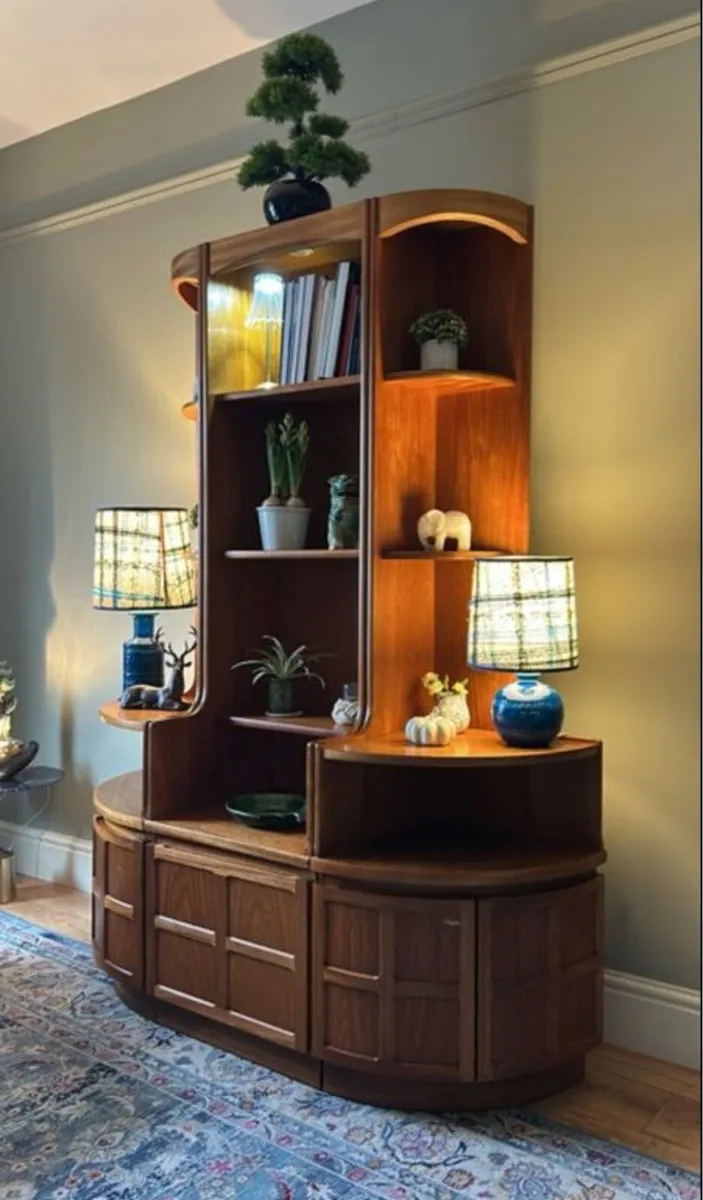 Mid Century Teak Parker Knoll display Cabinet - Image 2