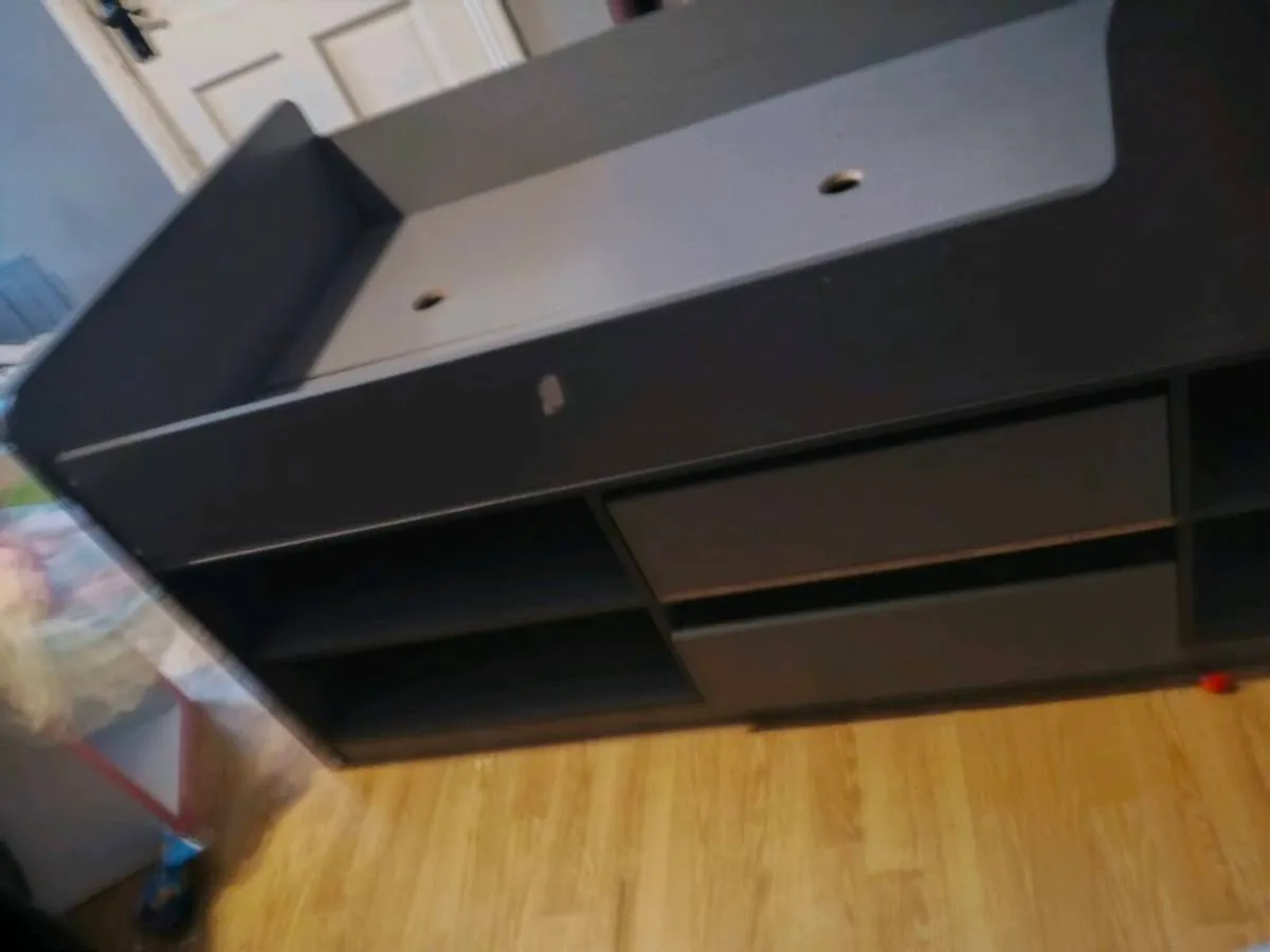 Murphys furniture kids bed grey - Image 2