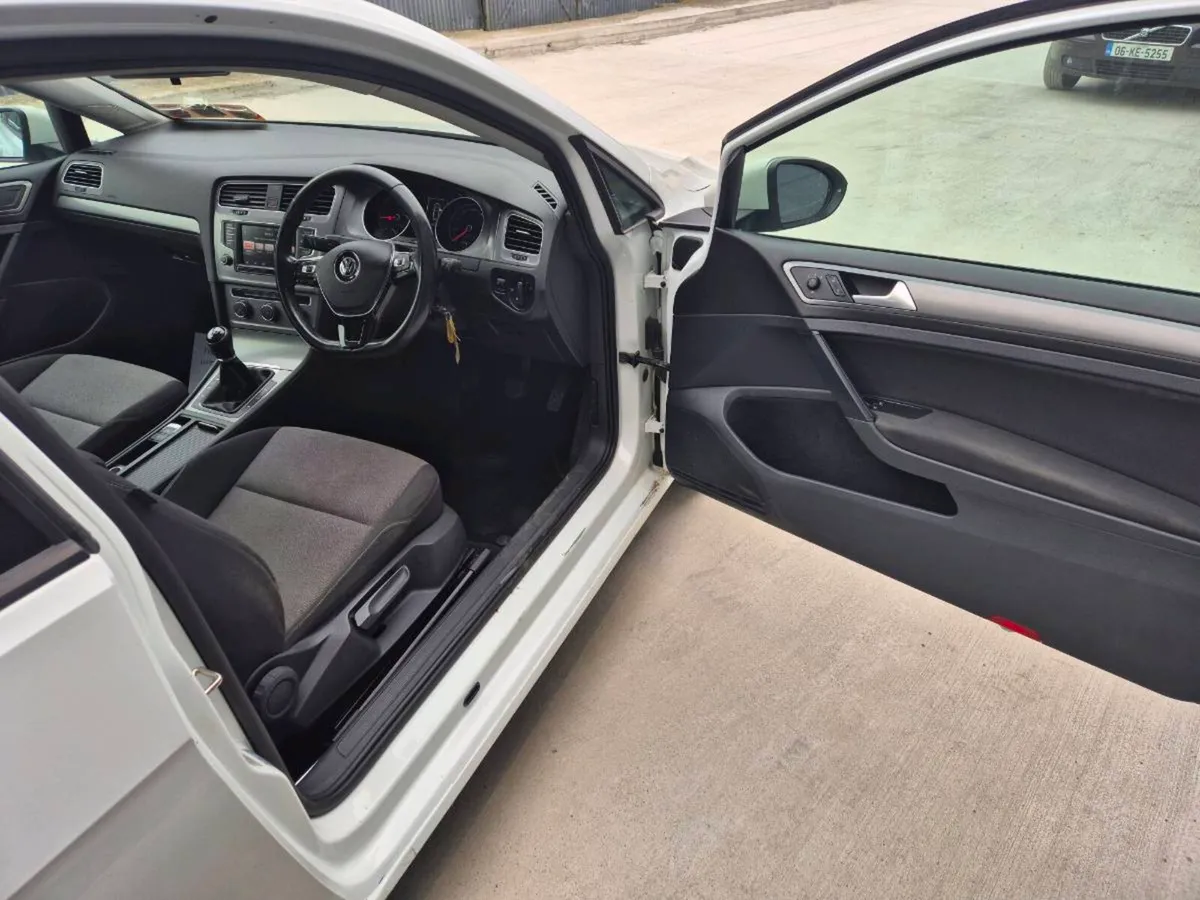 VW Golf VAN - Image 2