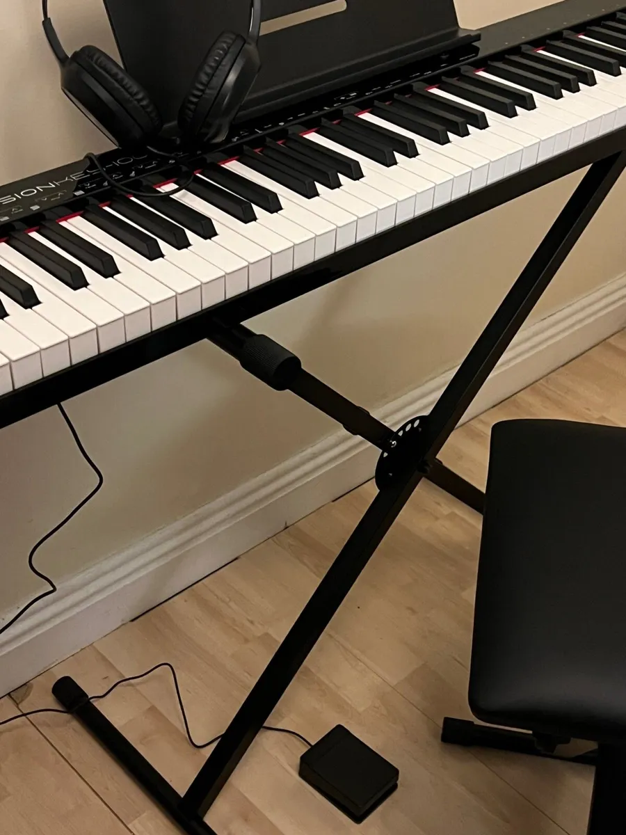 Electric piano - Image 2