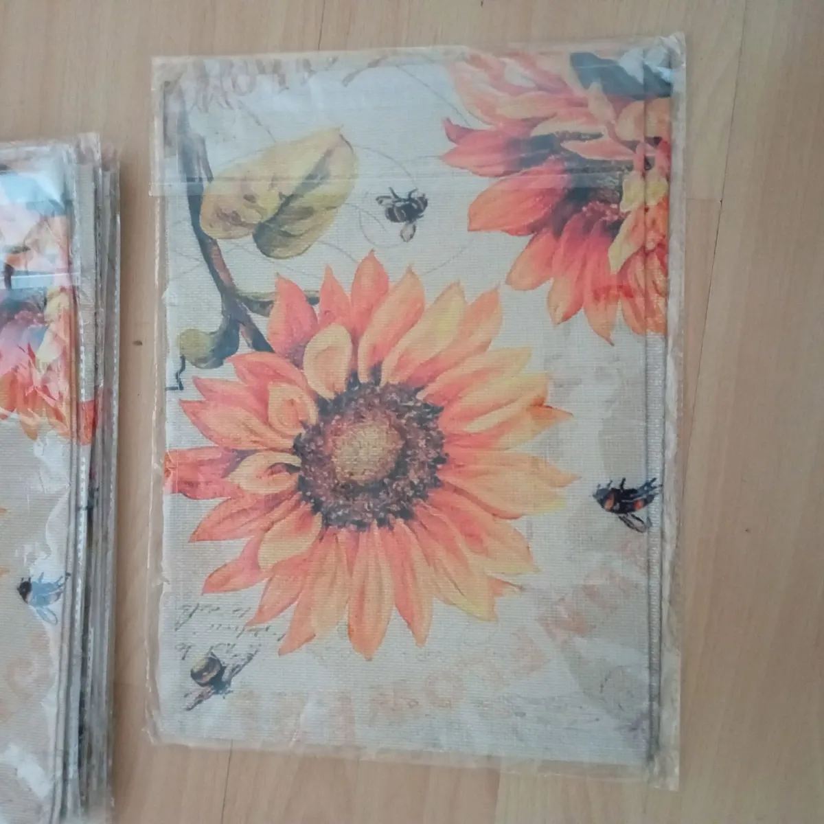 6 Sunflower Tablemats - Image 2