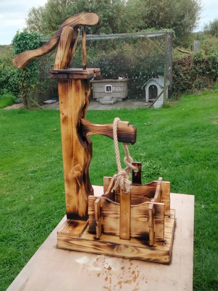 Bargain garden furniture - Image 2