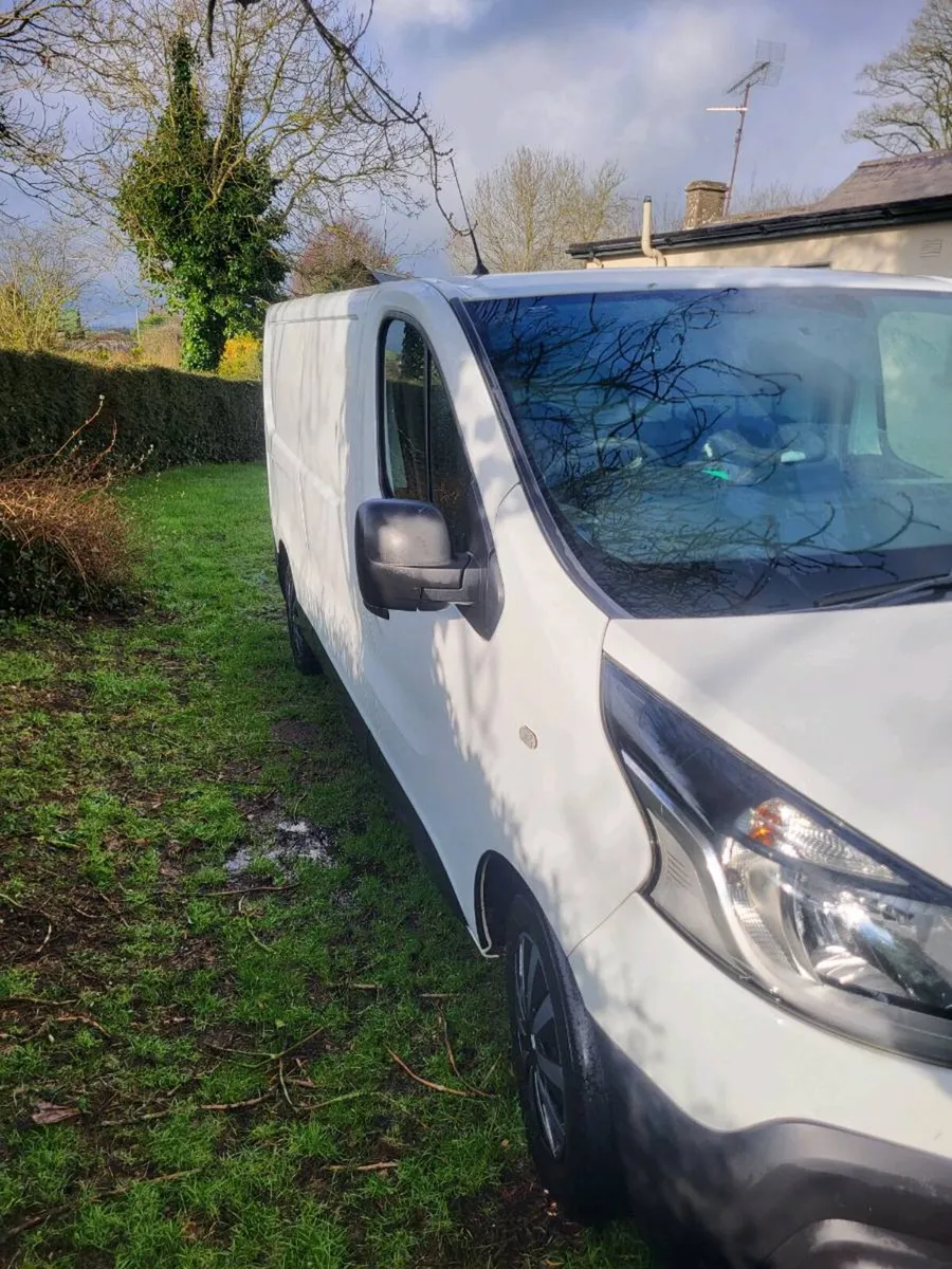 Renault traffic - Image 3