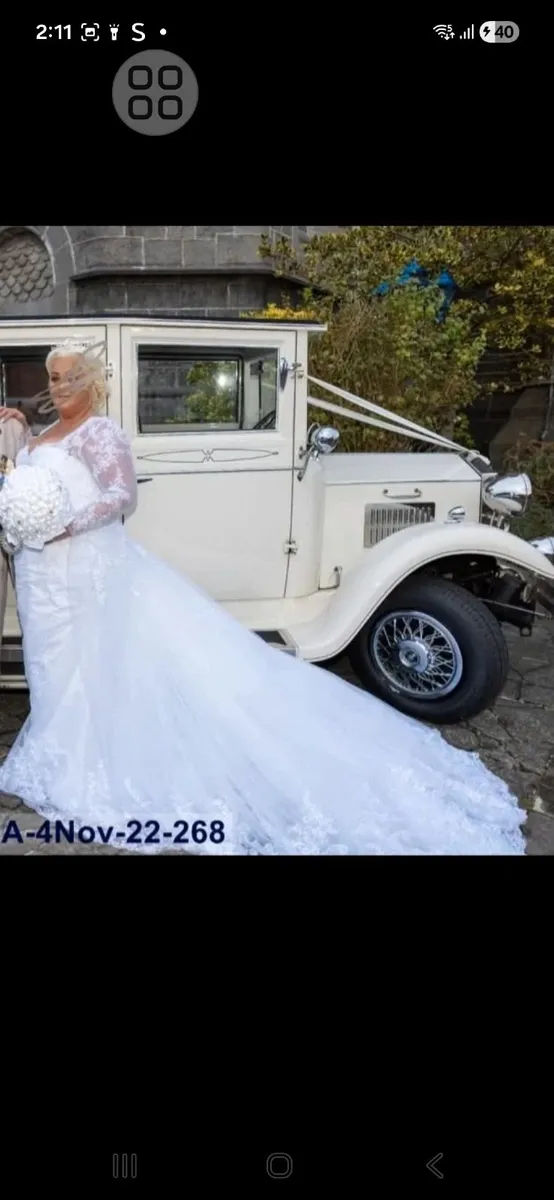 Wedding dress - Image 2