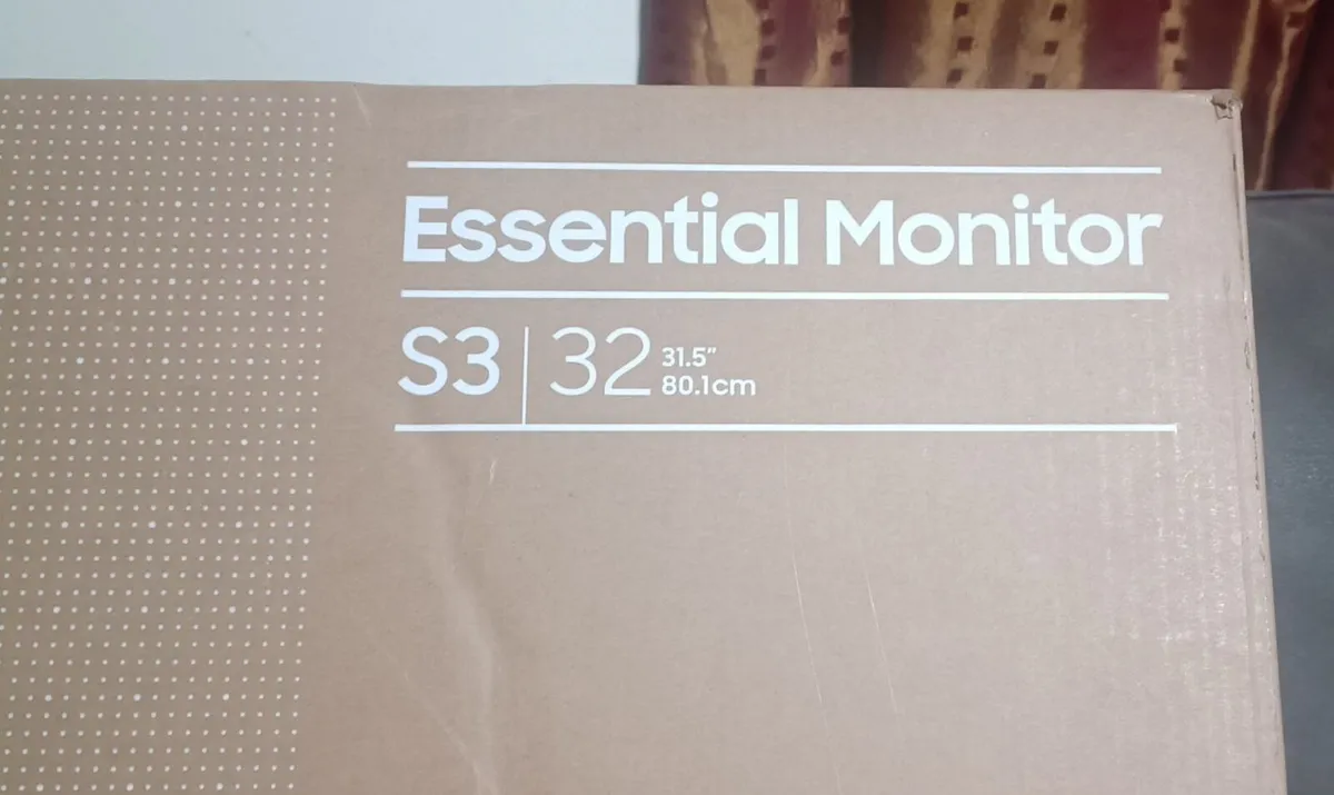 Samsung 32" Curved FHD 1080p 100Hz 1800R Monitor - Image 3