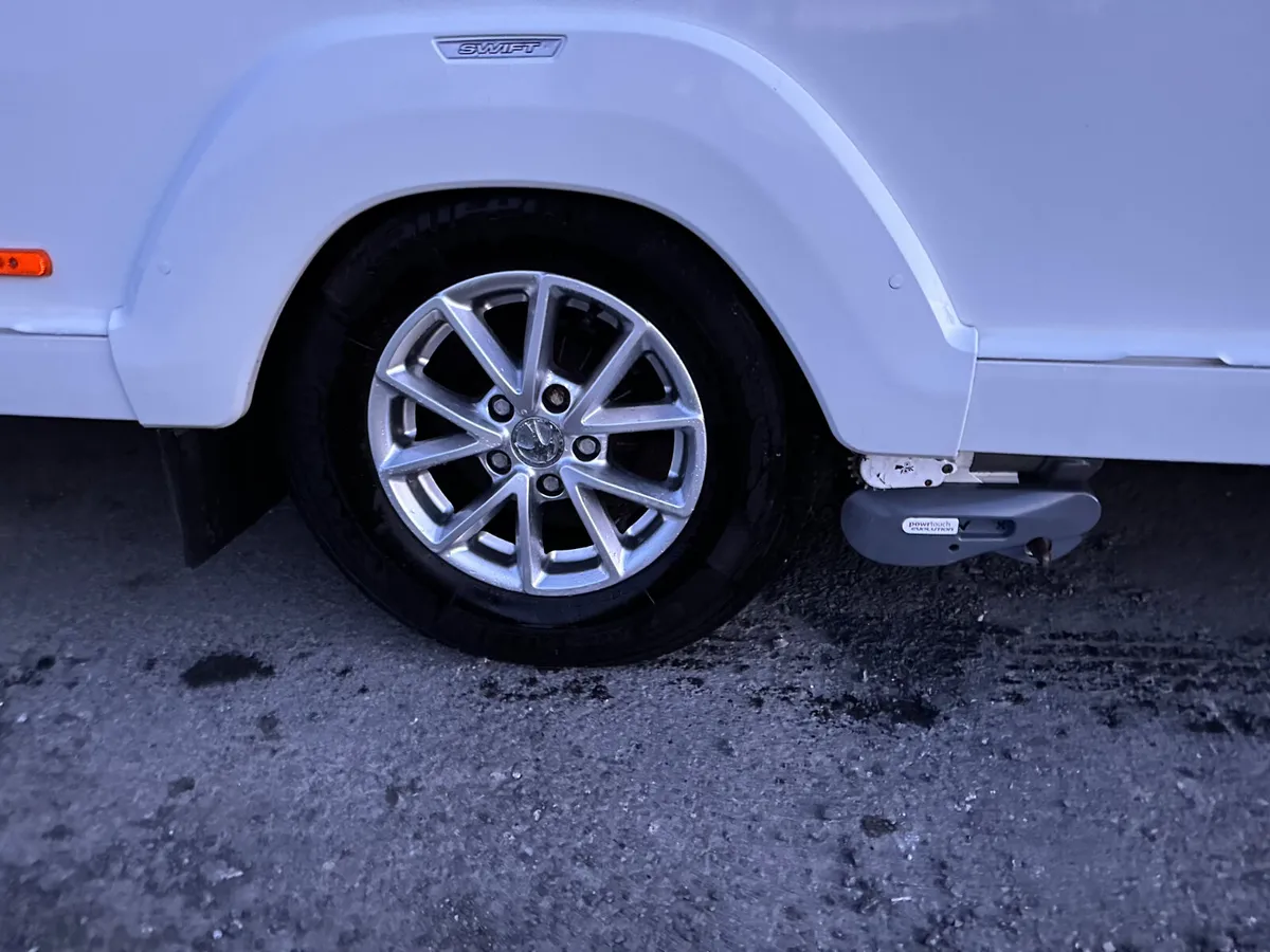 ✨STUNNING 2024 SWIFT SPRITE MAJOR 6 TD 6 BERTH ✨ - Image 3