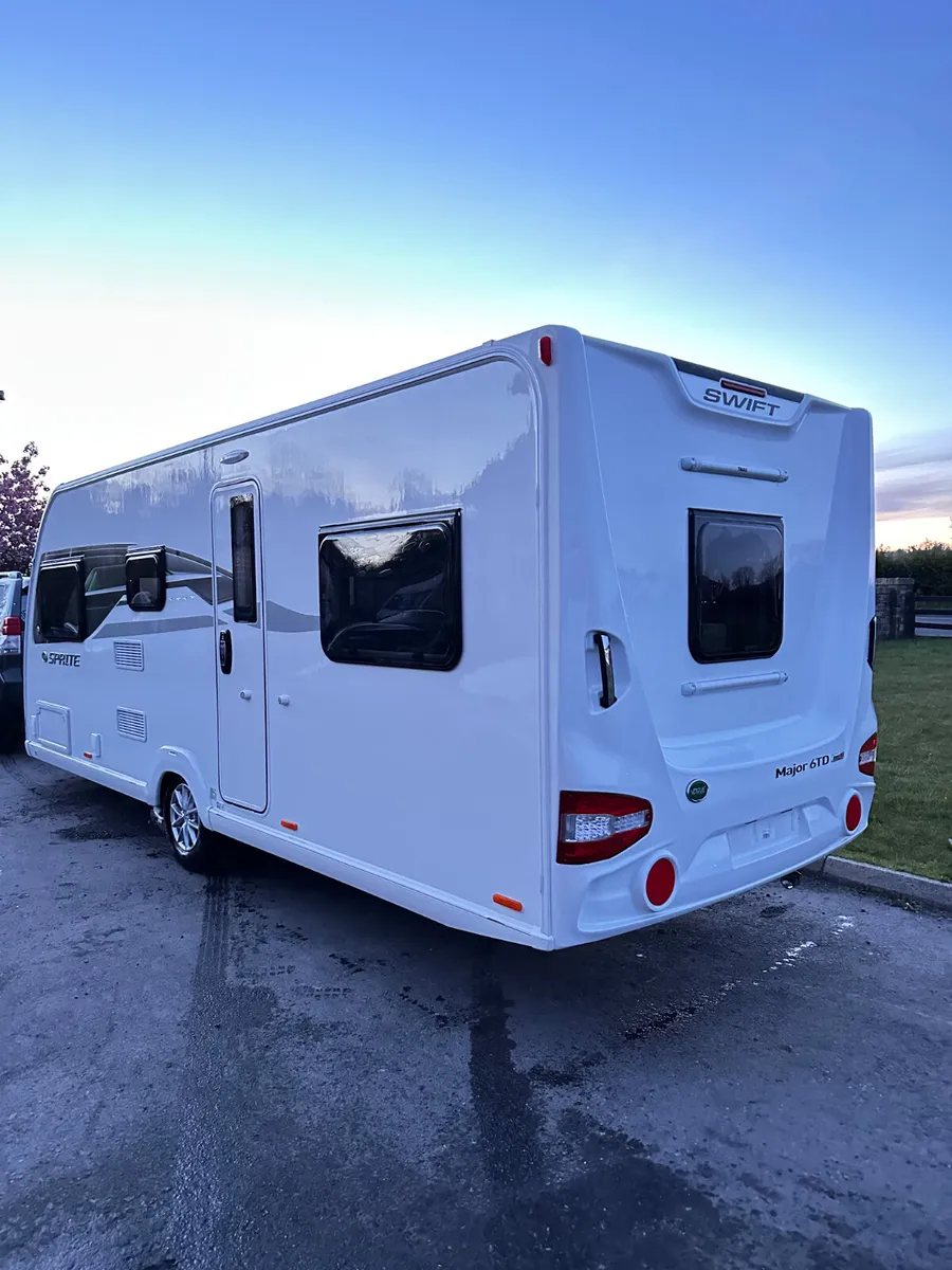 ✨STUNNING 2024 SWIFT SPRITE MAJOR 6 TD 6 BERTH ✨ - Image 2