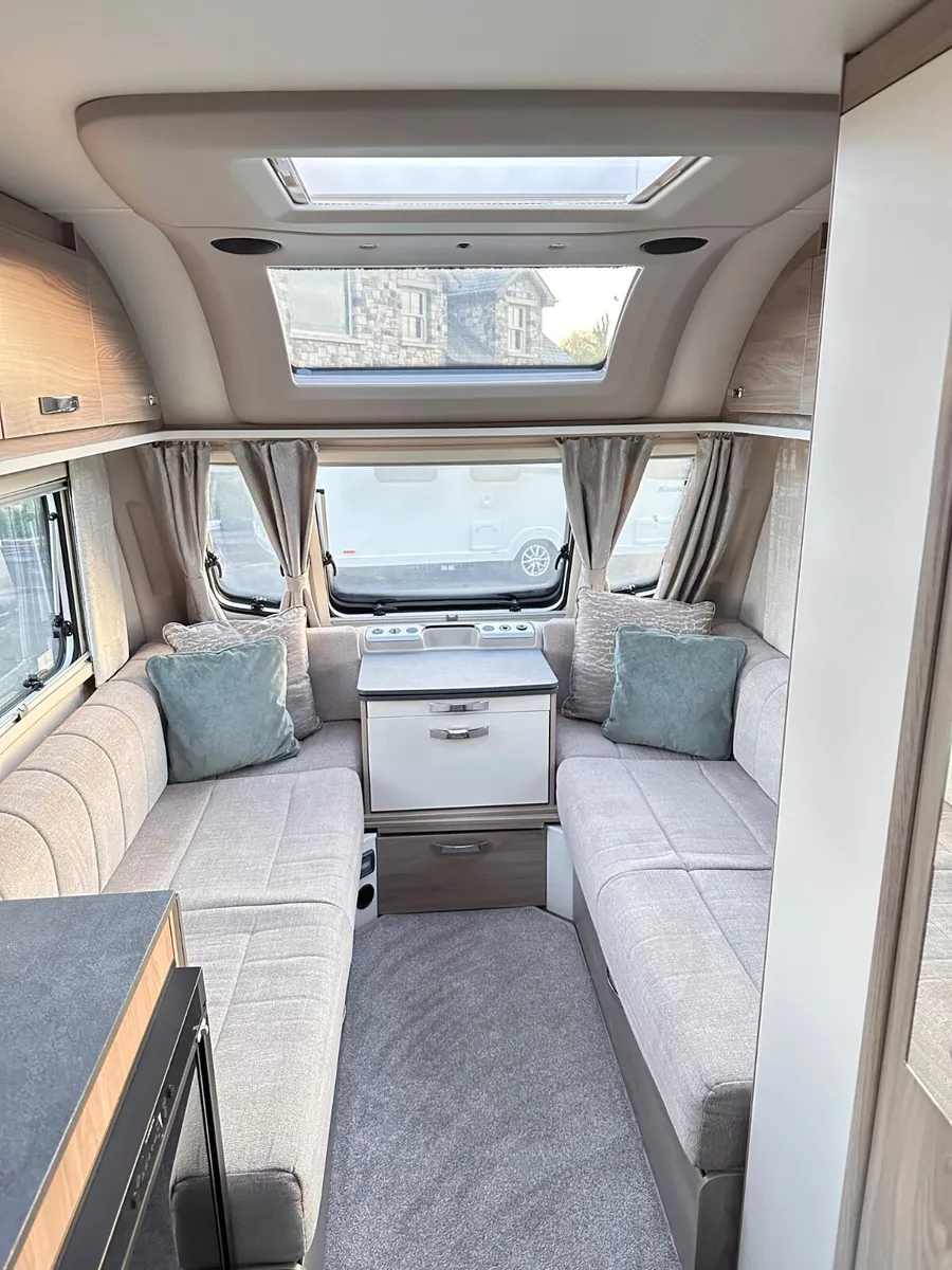 ✨STUNNING 2024 SWIFT SPRITE MAJOR 6 TD 6 BERTH ✨ - Image 4