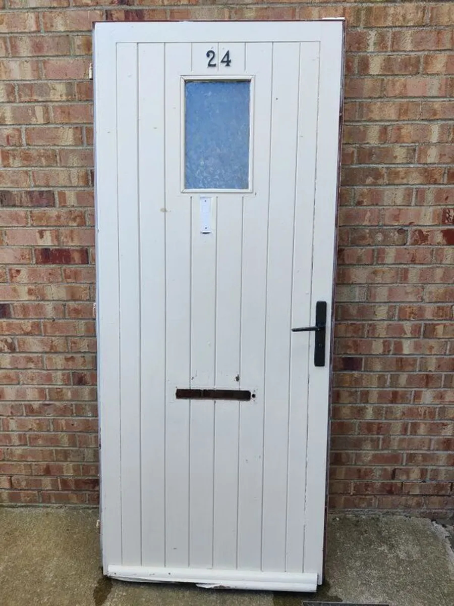 Wooden door 202high 86 wide - Image 2